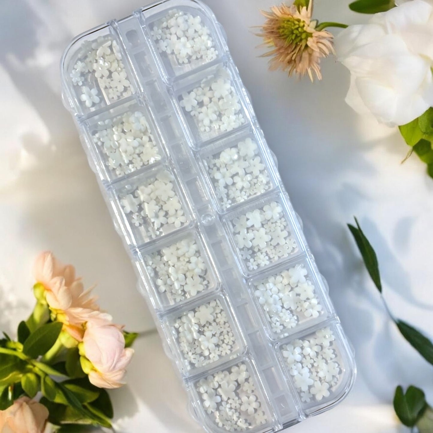 5D White Flower Accessory