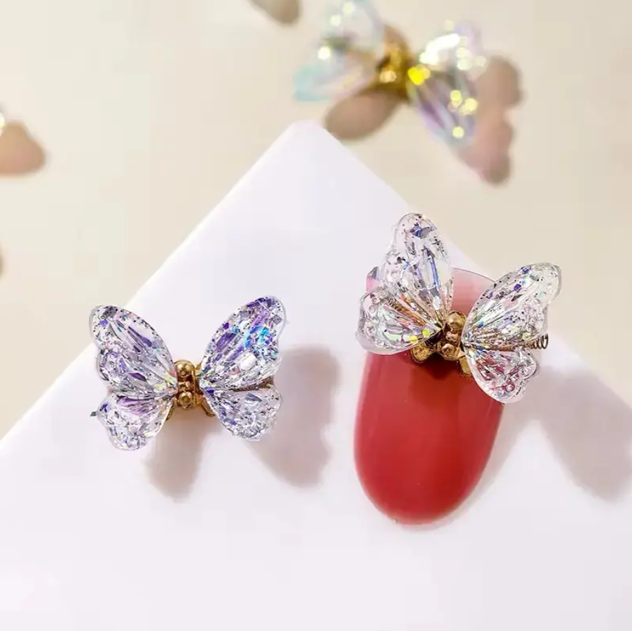 Moving Butterfly Pair (Random Color)