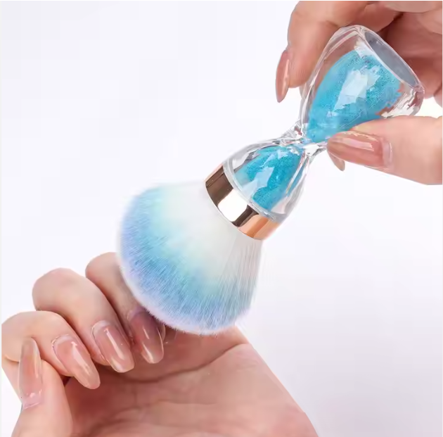 Hourglass Dust Brush
