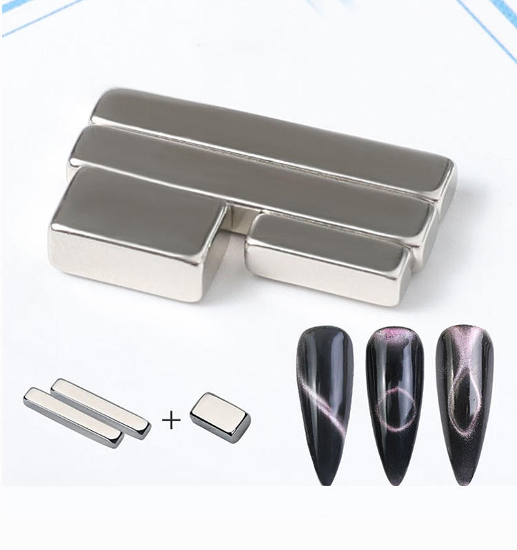 Bar Cat Eye Magnet Set of 4