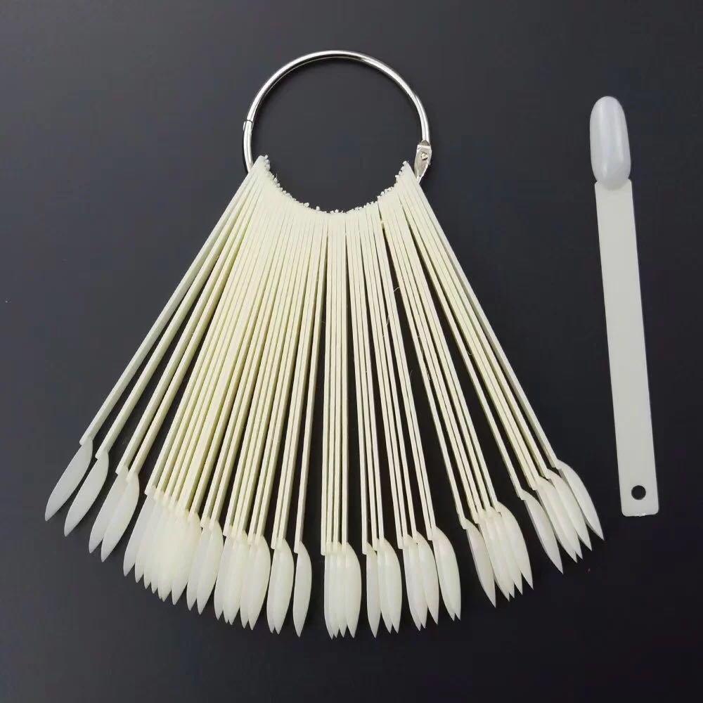 Nail Display with Ring (50 Natural Oval Sticks)